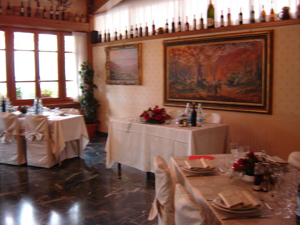 Hotel La Rosa Ronta Dış mekan fotoğraf