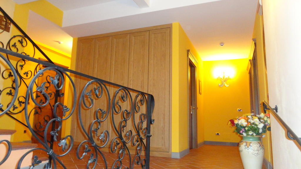 Hotel La Rosa Ronta Dış mekan fotoğraf
