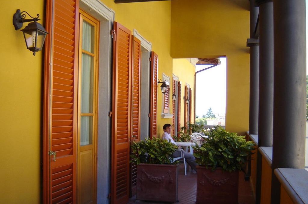 Hotel La Rosa Ronta Oda fotoğraf